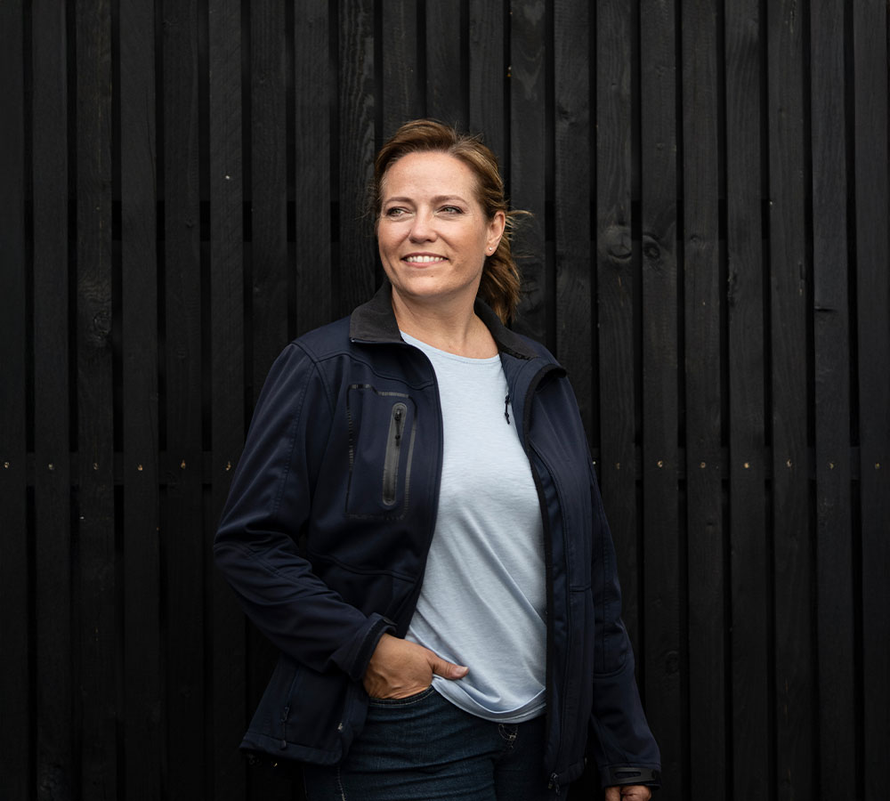 Manuela Palotay Manuela Palotay